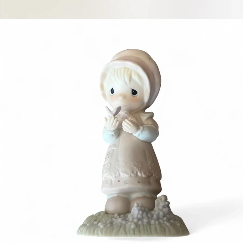 Precious Moments ornament lighting